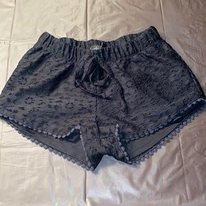 Derek heart kids size small shorts
